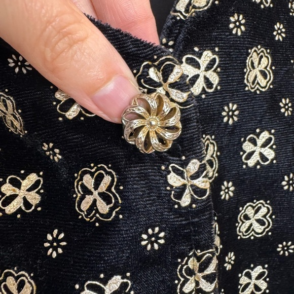 Vintage Cassino Black velour gold Patterned sleeveless vest size XL - Picture 5 of 8
